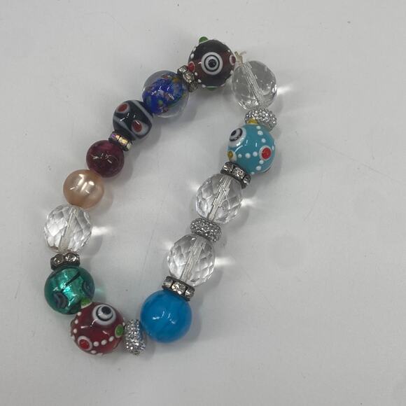 Handmade Stretchy beaded bracelet - Picture 1 of 3